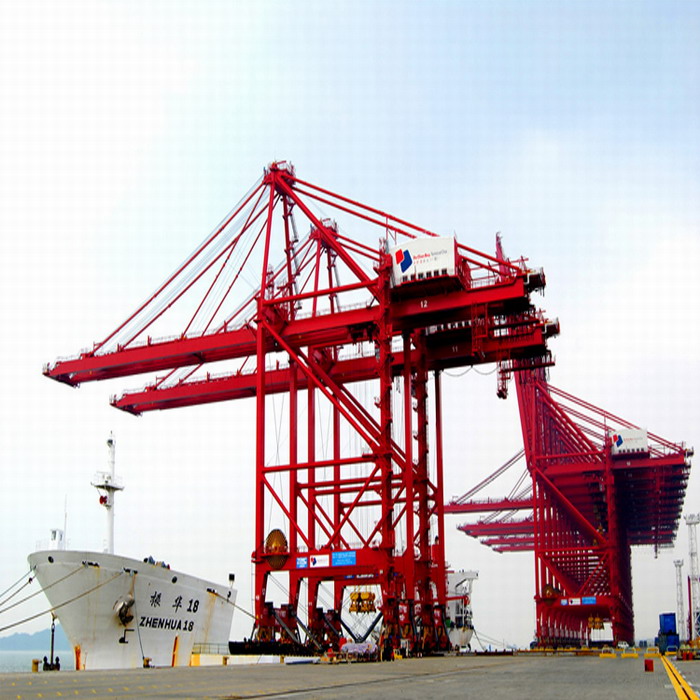 環氧(yang)防鏽漆-海(hai)港碼頭