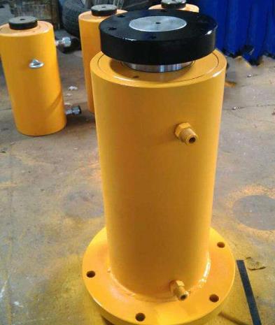 影響液(ye)壓油缸(gang)使用壽(shòu)命的因(yīn)素