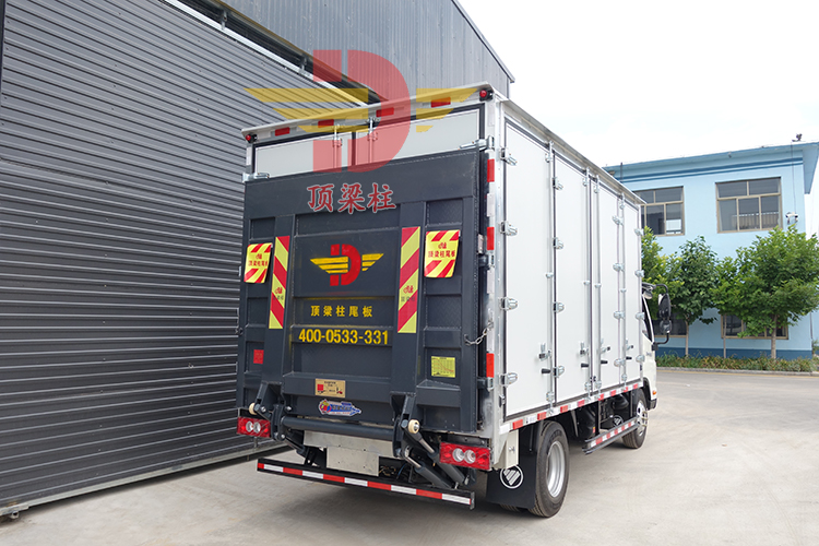 3.0T懸臂式汽(qì)車尾闆