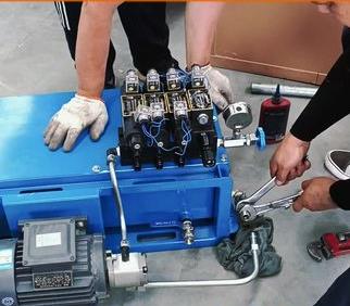 國(guó)立液壓，小型液(yè)壓站開始制作(zuo)